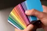 Thumbnail pentru Pantone vs. CMYK: Ghid Complet pentru Culori în Design și Print
